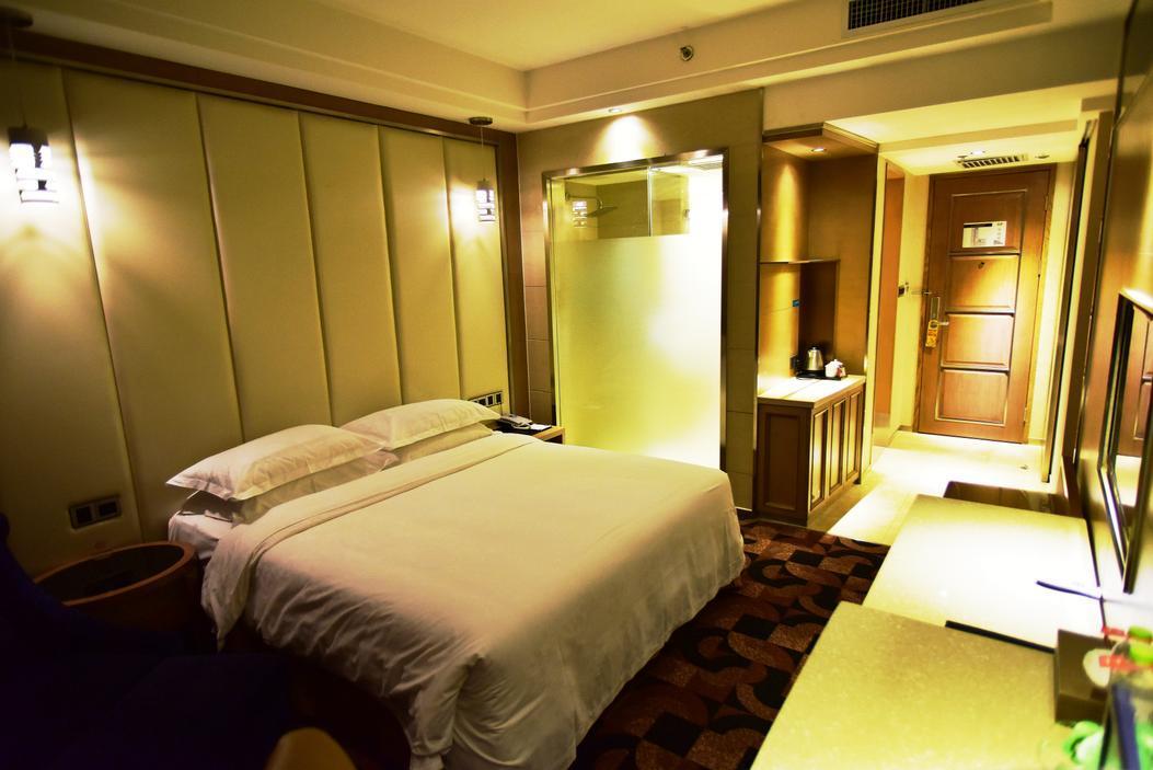 Fuke Jirui Hotel Urumqi Eksteriør billede