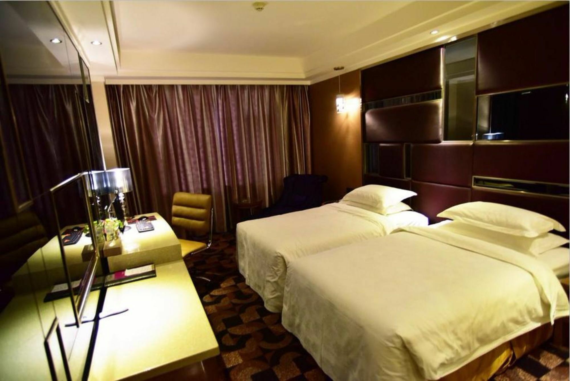 Fuke Jirui Hotel Urumqi Eksteriør billede